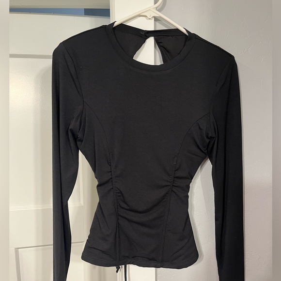 Black shapey crew neck top - Picture 3 of 4